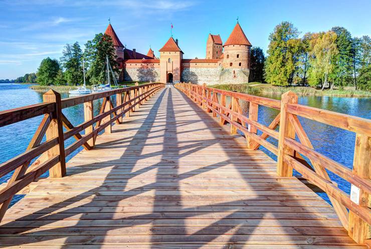 Die Wasserburg Trakai zählt zu den bekanntesten Sehenswürdigkeiten Litauens. Ein Museum erzählt von der Geschichte der Festung.